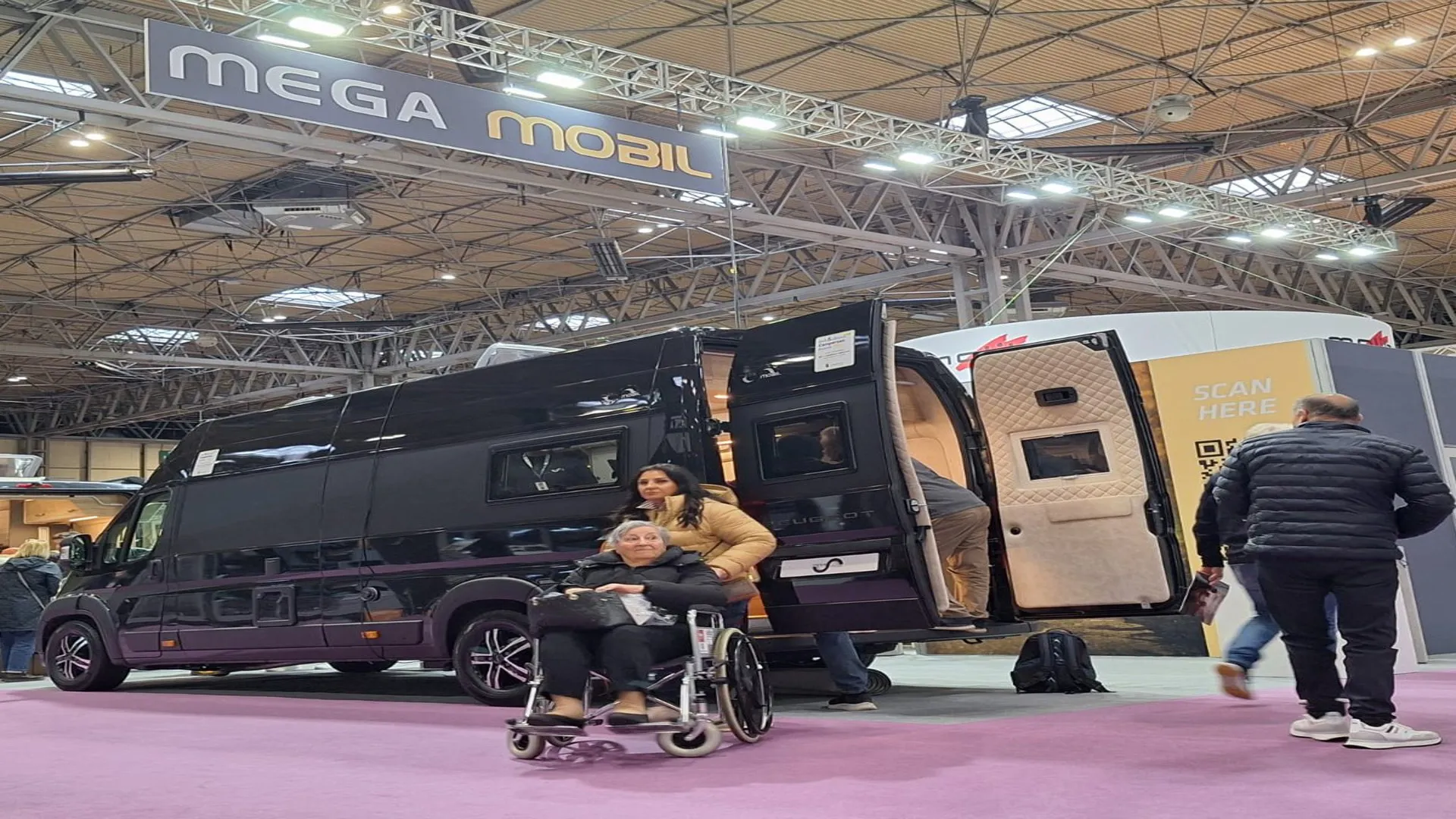 Mega Mobil Stand 5