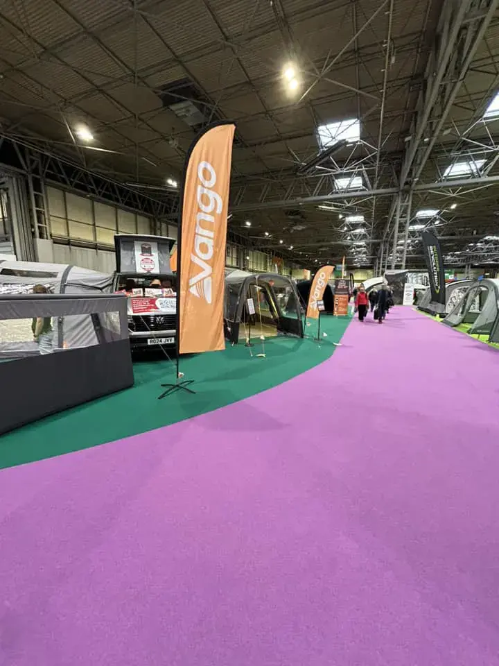 PJ Outdoors Stand