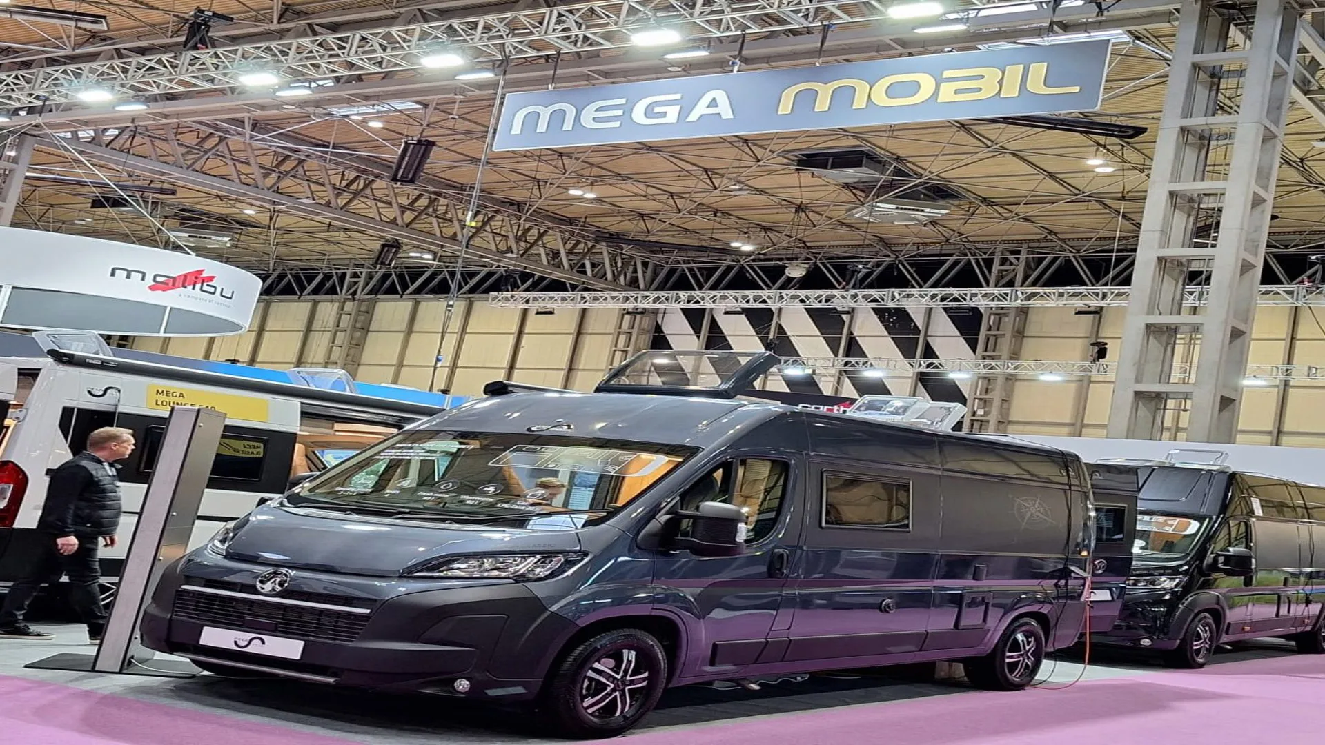 Mega Mobil Stand 7 Main